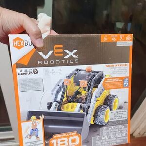 HEXBUG VEX Robotics Skid Steer construction toy kit
